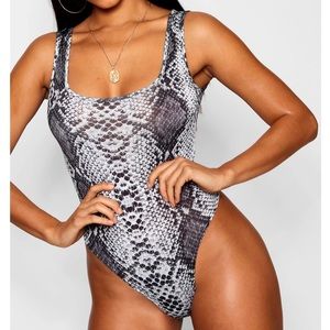 Boohoo Snake Print Square Neck Bodysuit